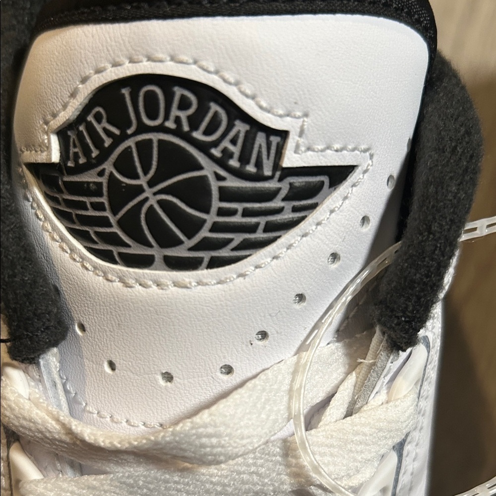Jordan Boys White and Black Sneakers - Picture 10 of 10